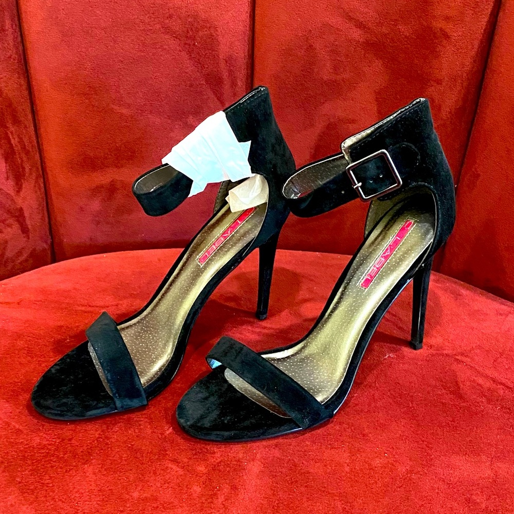 Sexy black heels